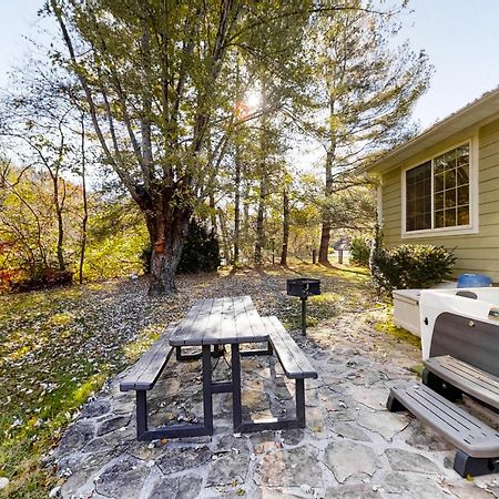 3 Bed 2 Bath Vacation Home In Whittier Экстерьер фото