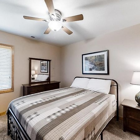 3 Bed 2 Bath Vacation Home In Whittier Экстерьер фото