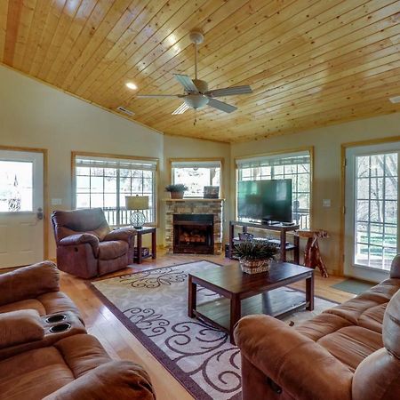 3 Bed 2 Bath Vacation Home In Whittier Экстерьер фото