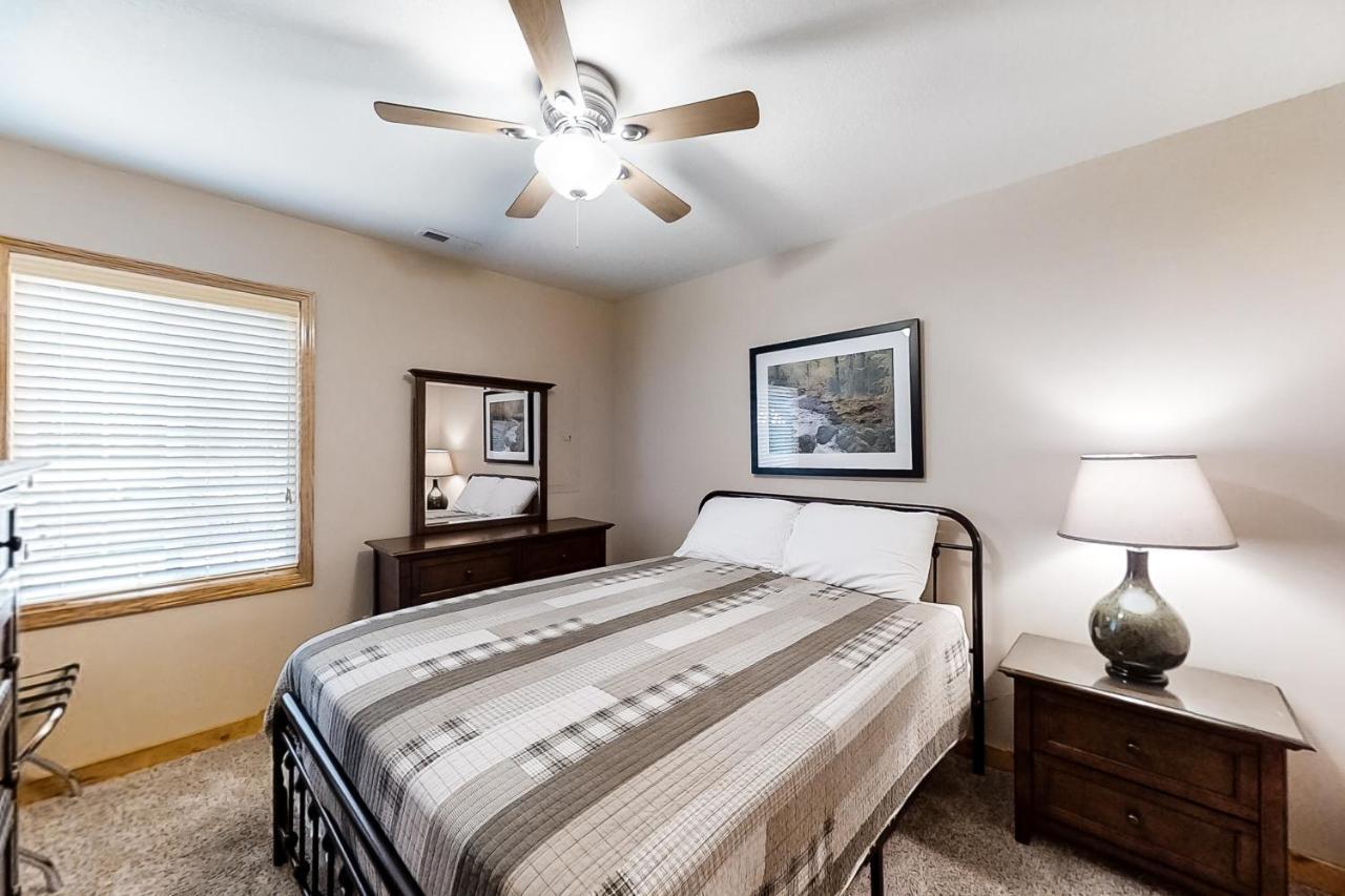 3 Bed 2 Bath Vacation Home In Whittier Экстерьер фото