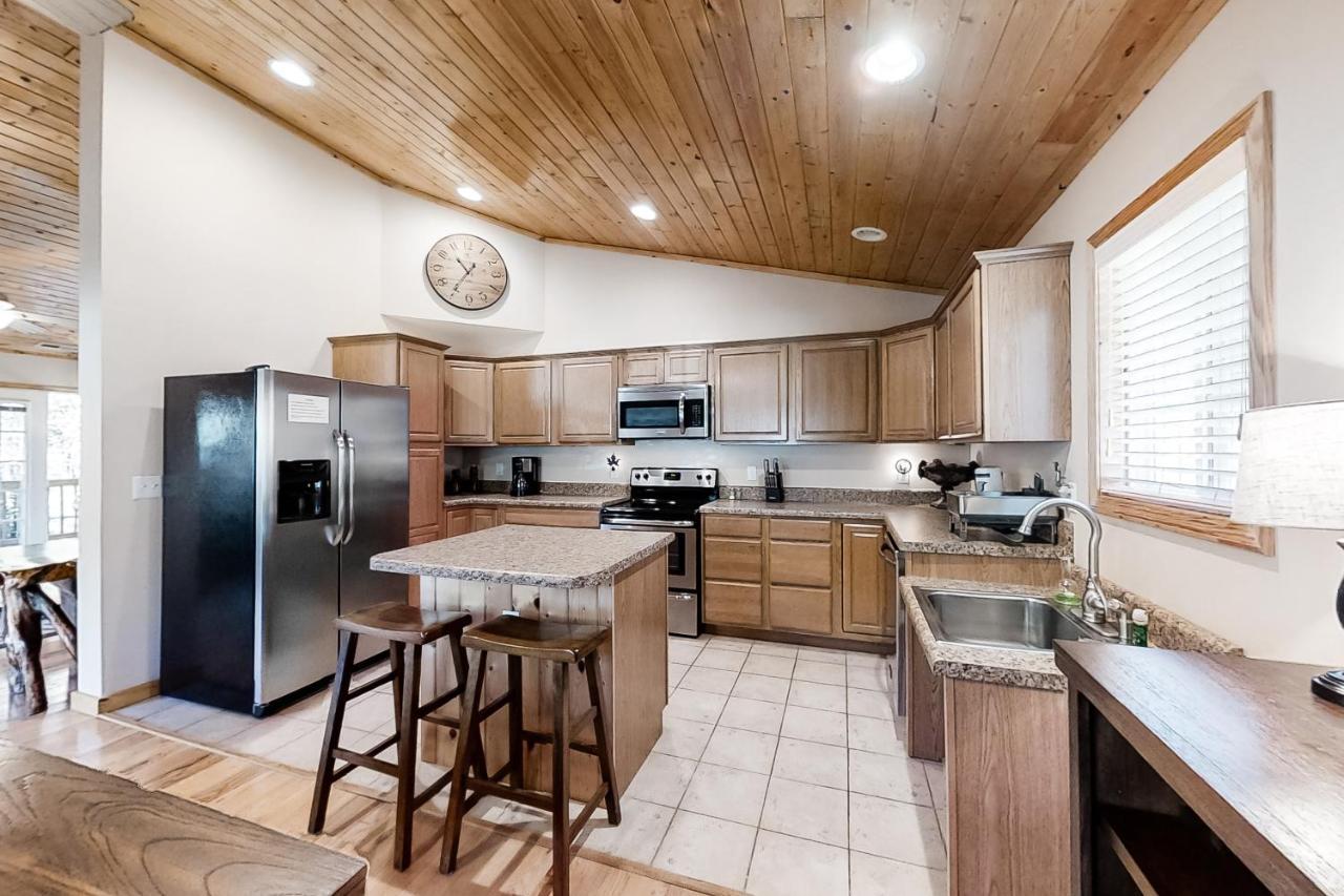 3 Bed 2 Bath Vacation Home In Whittier Экстерьер фото