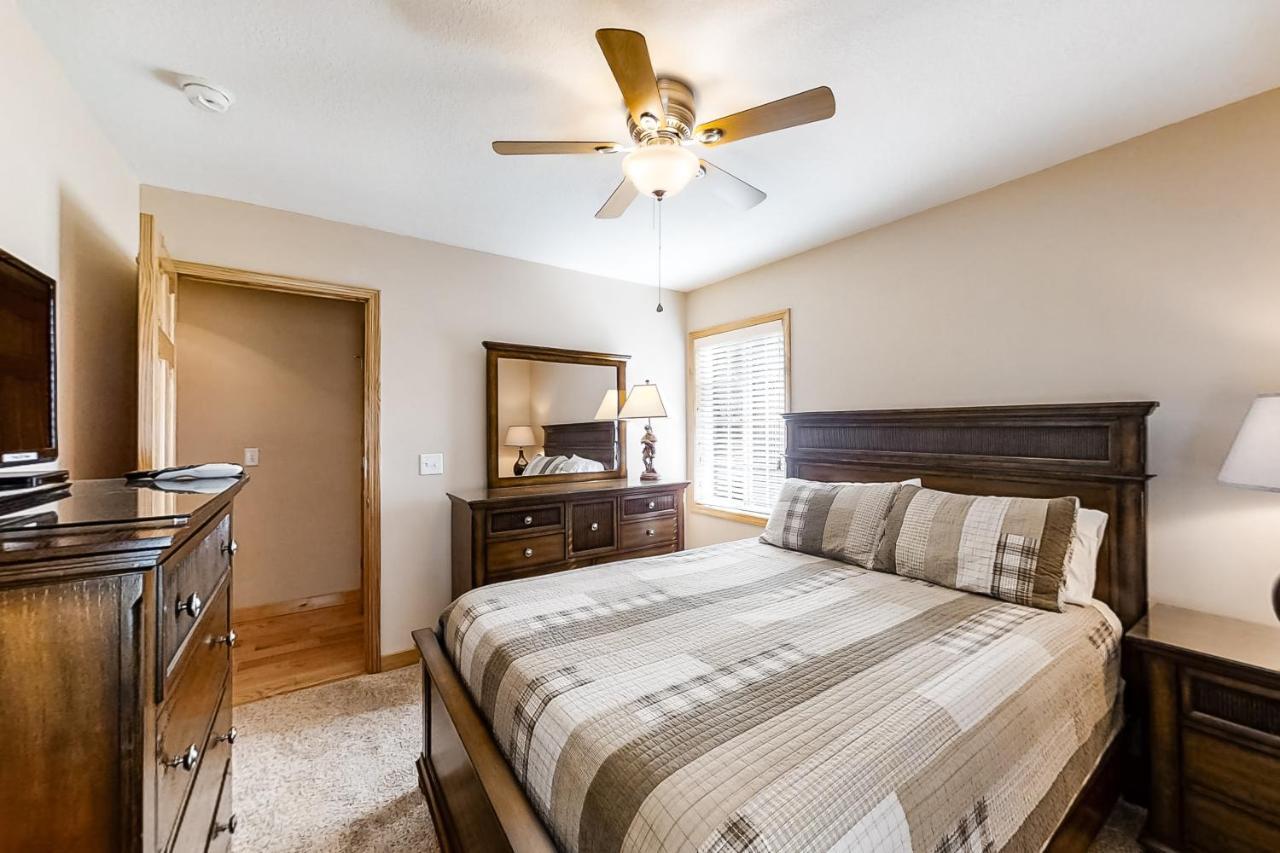 3 Bed 2 Bath Vacation Home In Whittier Экстерьер фото