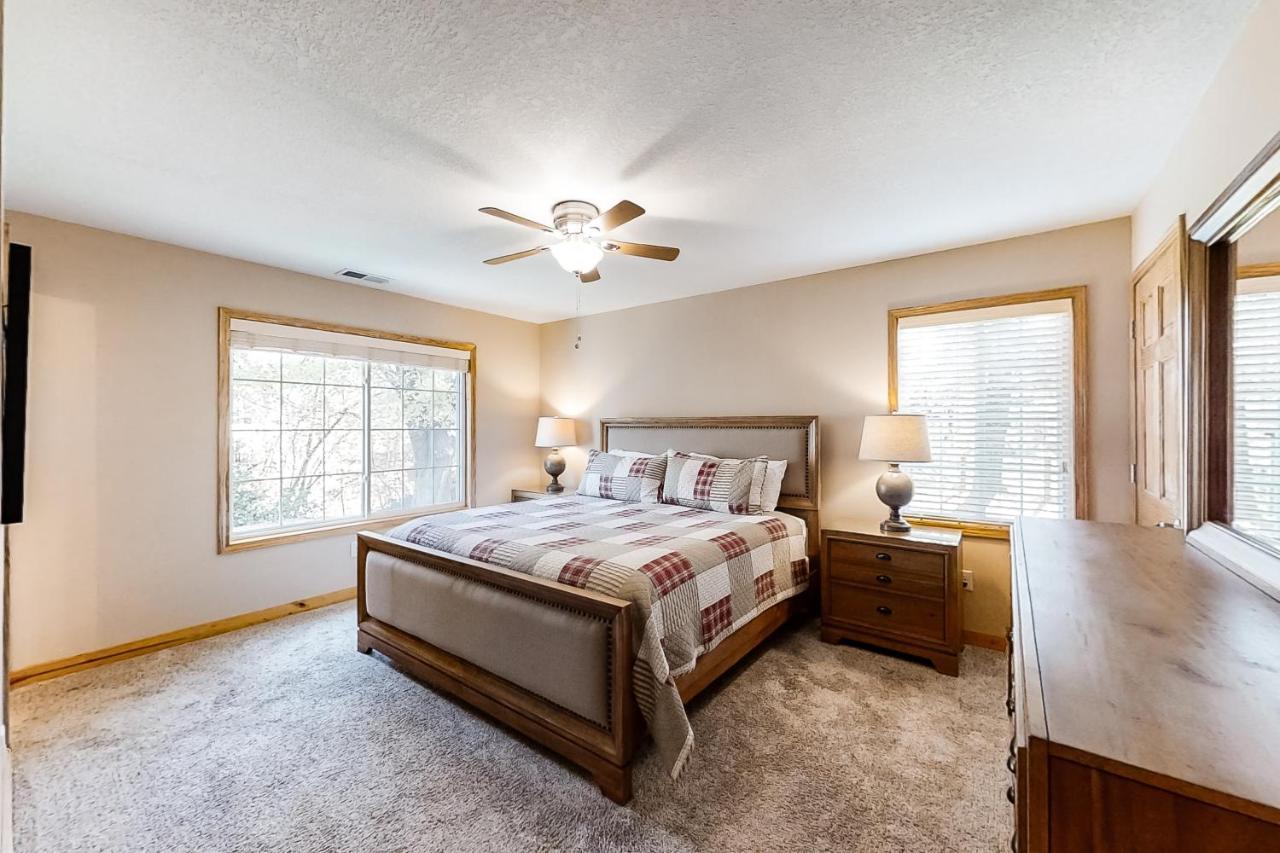3 Bed 2 Bath Vacation Home In Whittier Экстерьер фото