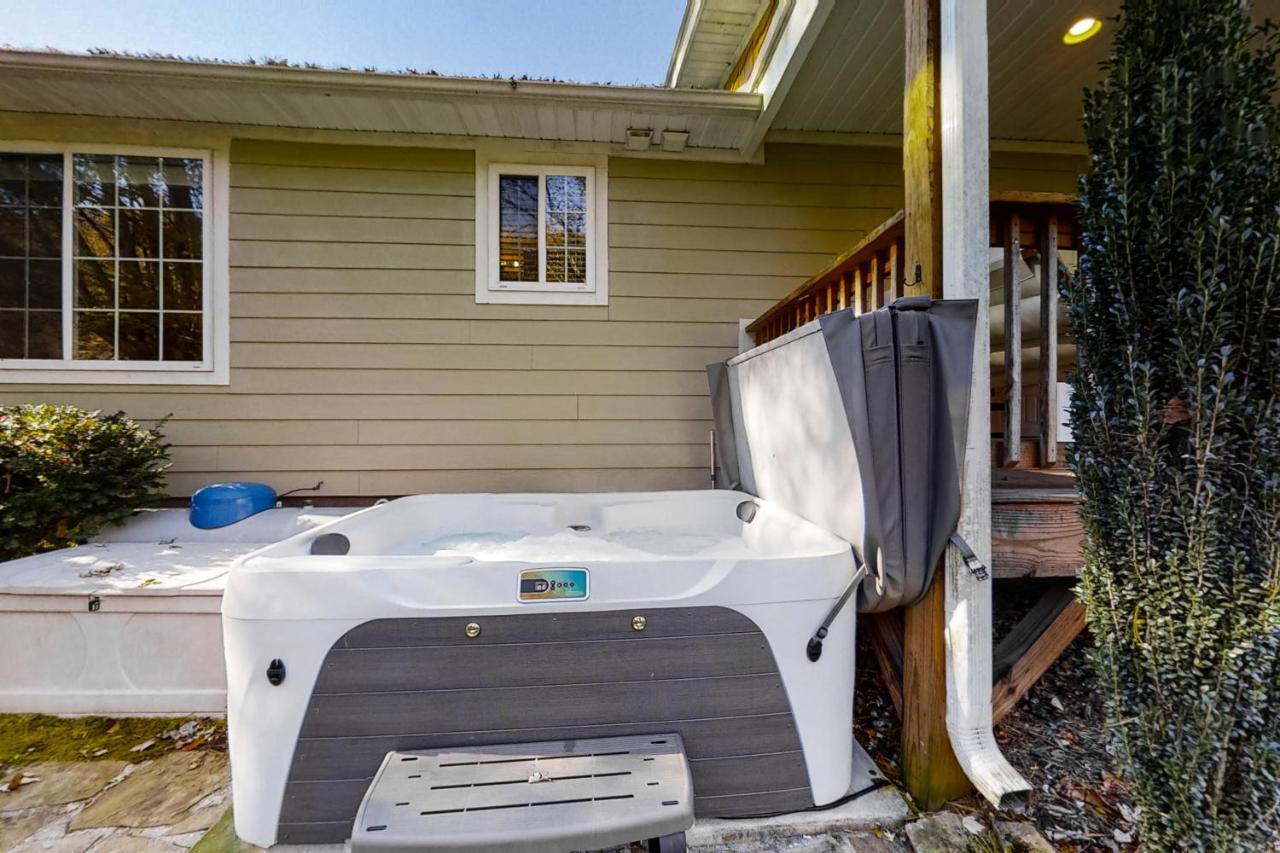 3 Bed 2 Bath Vacation Home In Whittier Экстерьер фото