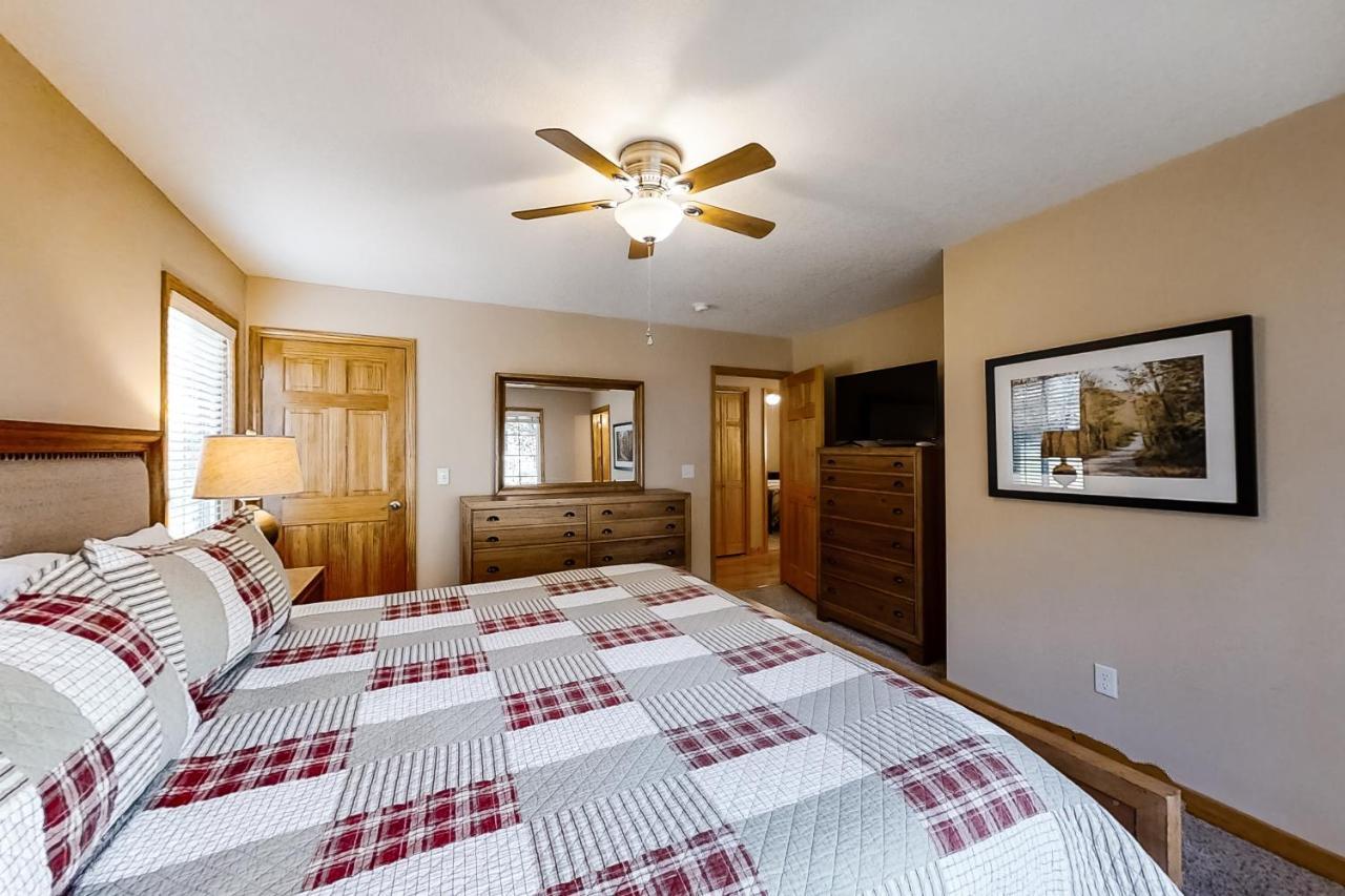 3 Bed 2 Bath Vacation Home In Whittier Экстерьер фото