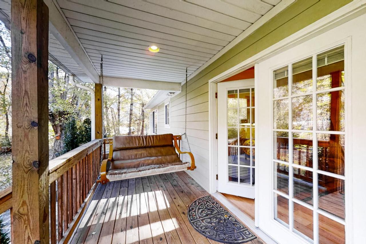3 Bed 2 Bath Vacation Home In Whittier Экстерьер фото