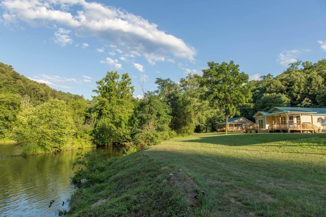 3 Bed 2 Bath Vacation Home In Whittier Экстерьер фото