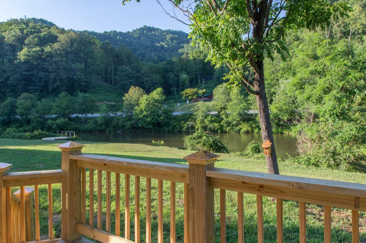 3 Bed 2 Bath Vacation Home In Whittier Экстерьер фото